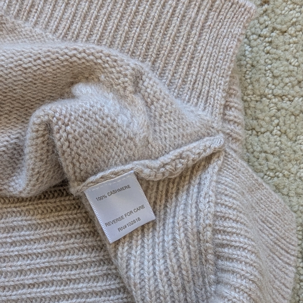 Garnet Hill 100% Cashmere Turtleneck Sweater Womens L Cable Knit Cozy Luxury - Picture 10 of 10